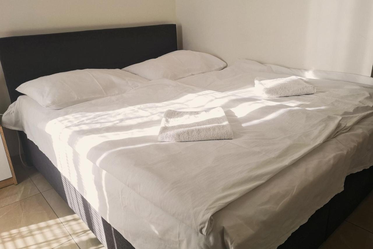 Bambus Zahrada Aparthotel Prága Kültér fotó